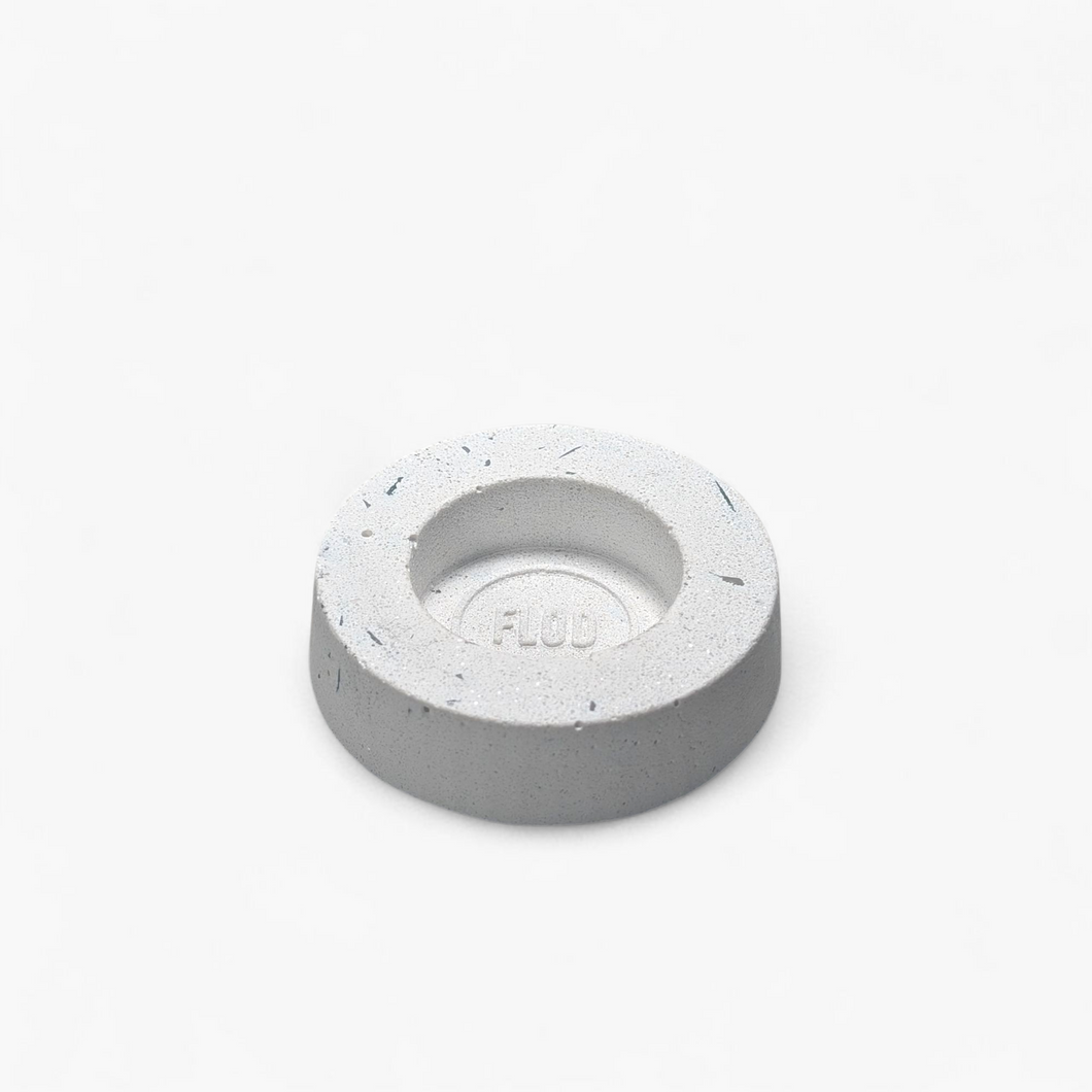 Tealight (White or Black)